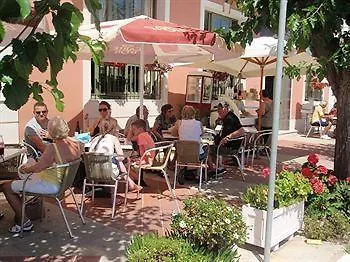 Tourist Boutique Szálloda