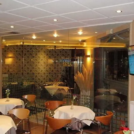 Tourist Boutique Отель Аргостолион